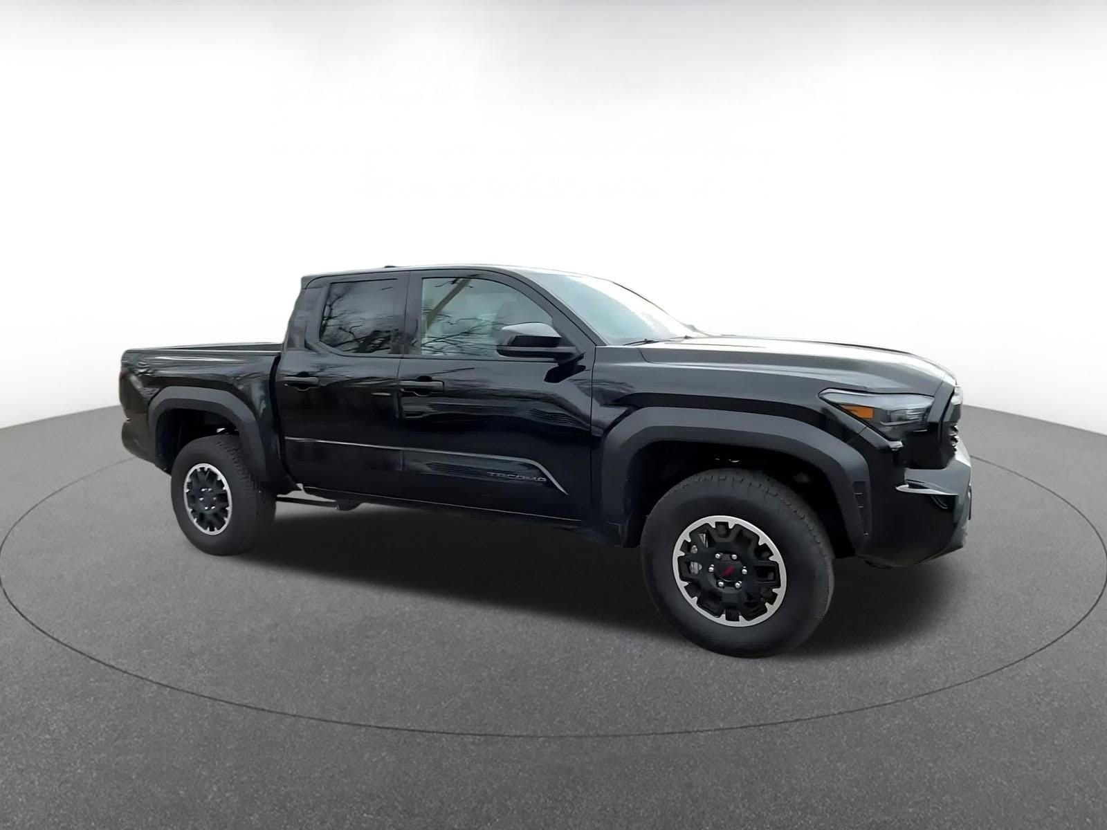 Thumbnail: 2025 Toyota Tacoma - 2