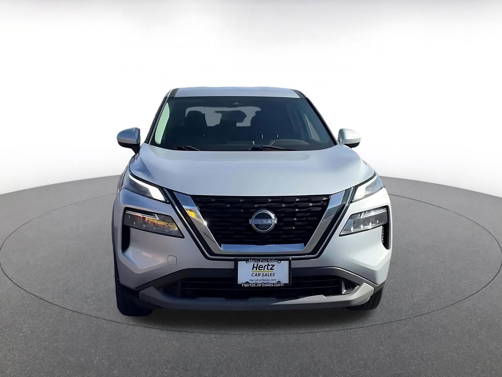 Thumbnail: 2023 Nissan Rogue - 4