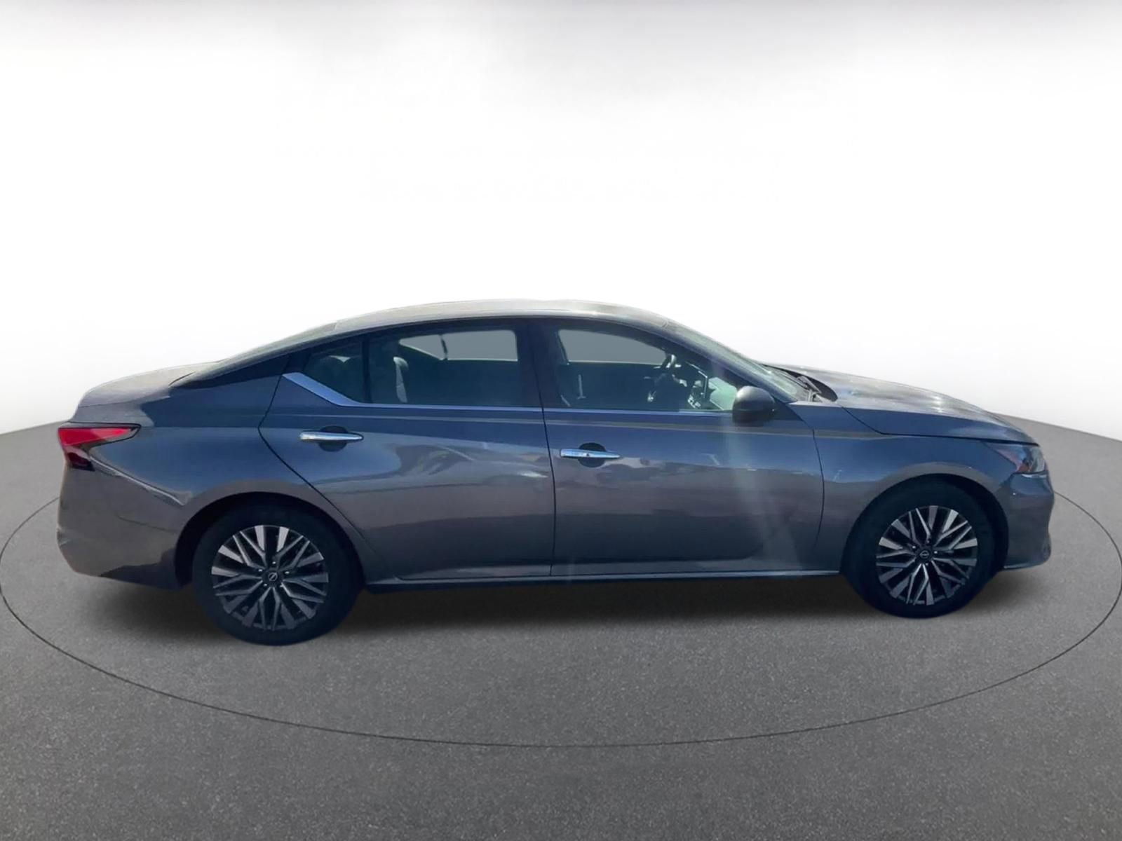 Thumbnail: 2025 Nissan Altima - 16