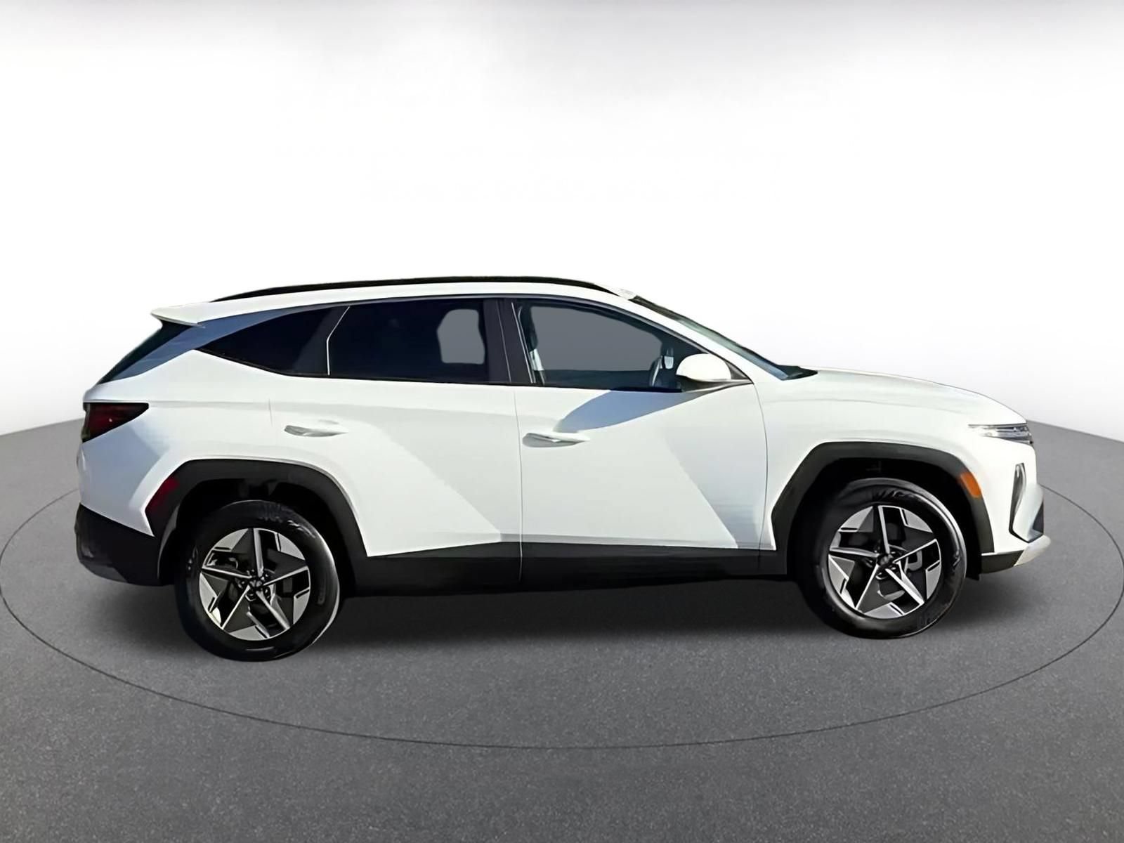 Thumbnail: 2026 Hyundai Tucson - 14