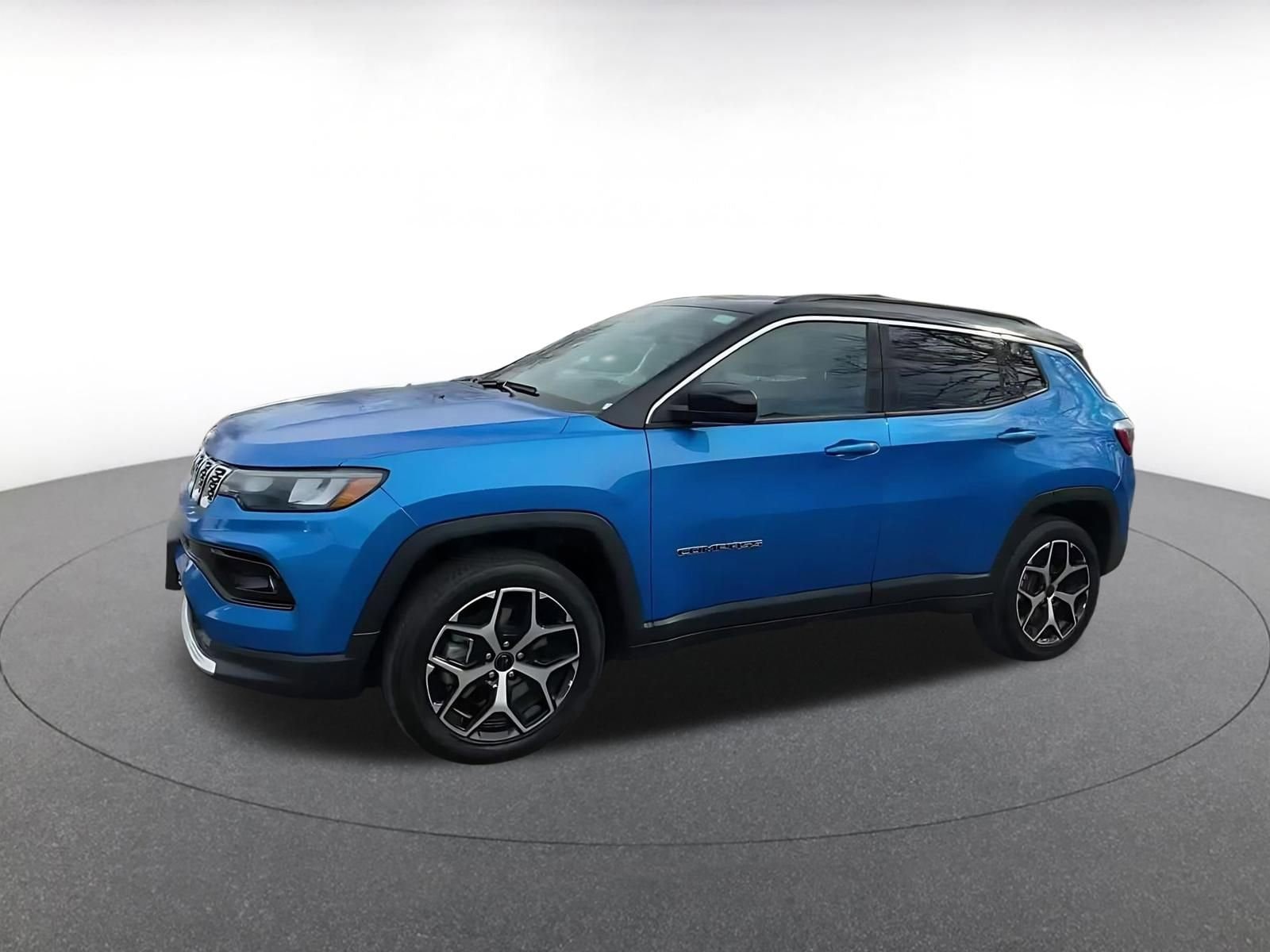 Thumbnail: 2025 Jeep Compass - 9