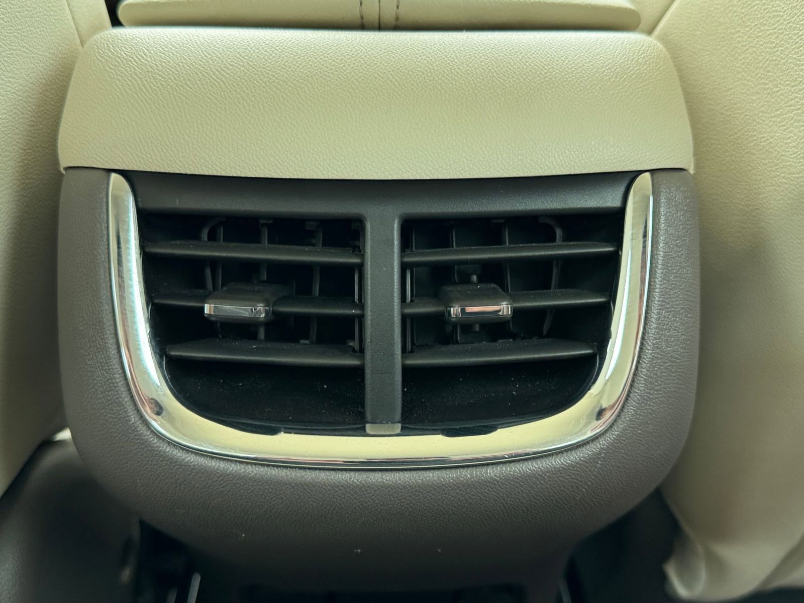 Thumbnail: 2024 Chevrolet Malibu - 24