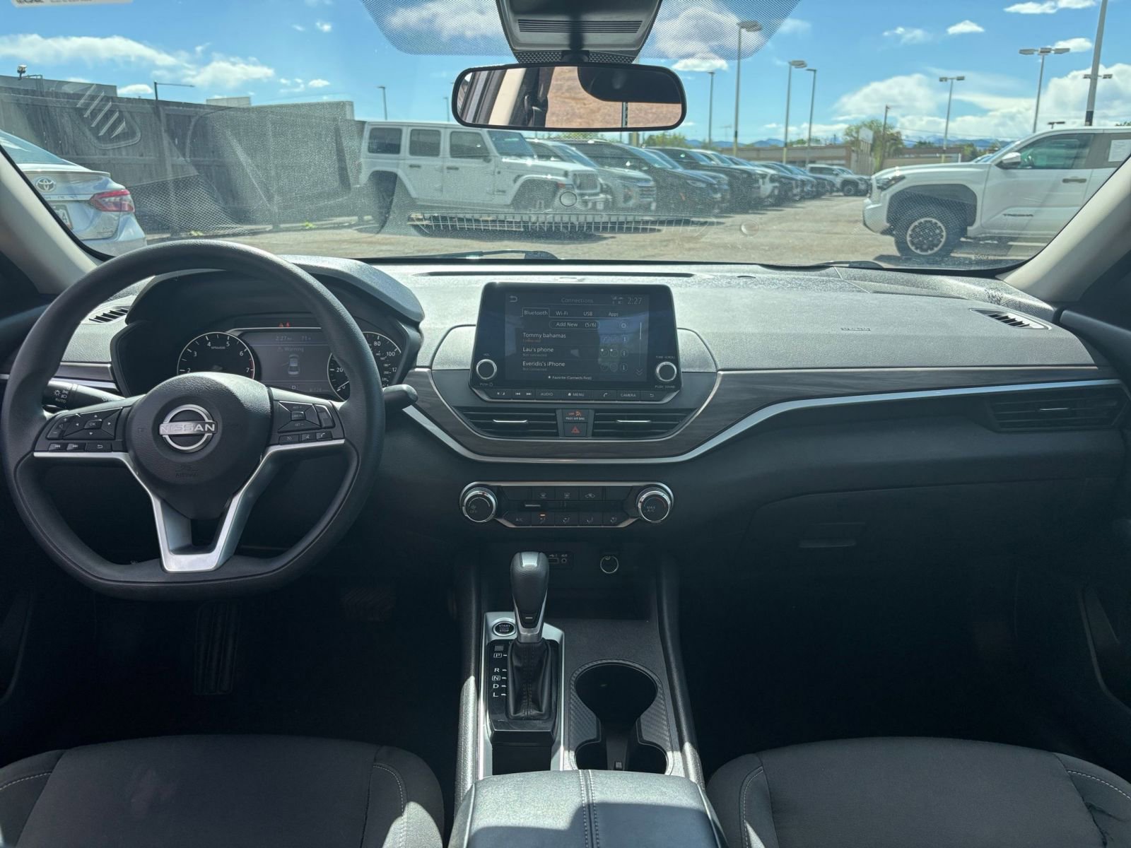 Thumbnail: 2025 Nissan Altima - 31