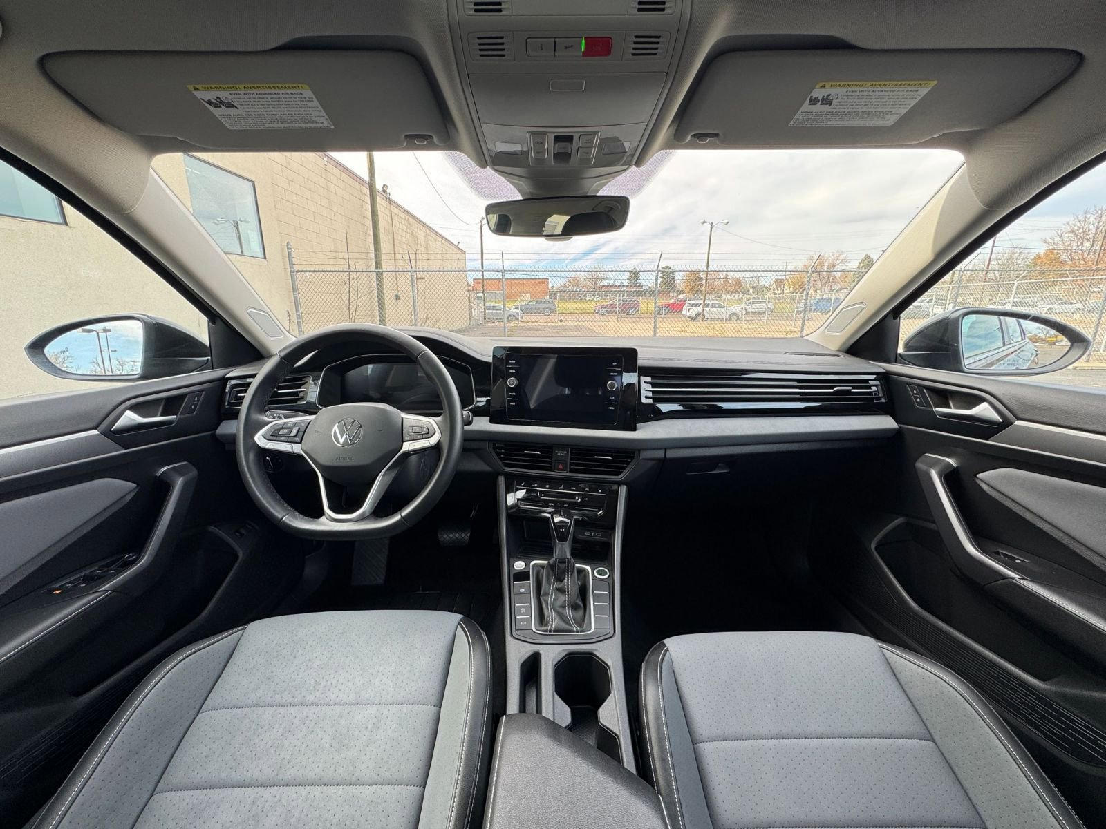 Thumbnail: 2025 Volkswagen Jetta - 32