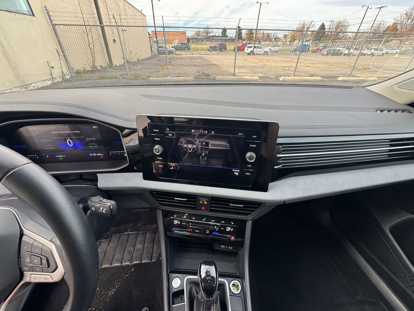 Thumbnail: 2025 Volkswagen Jetta - 21