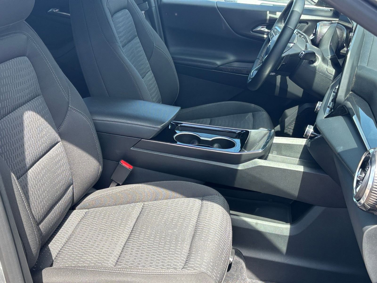 Thumbnail: 2025 Chevrolet Equinox - 34