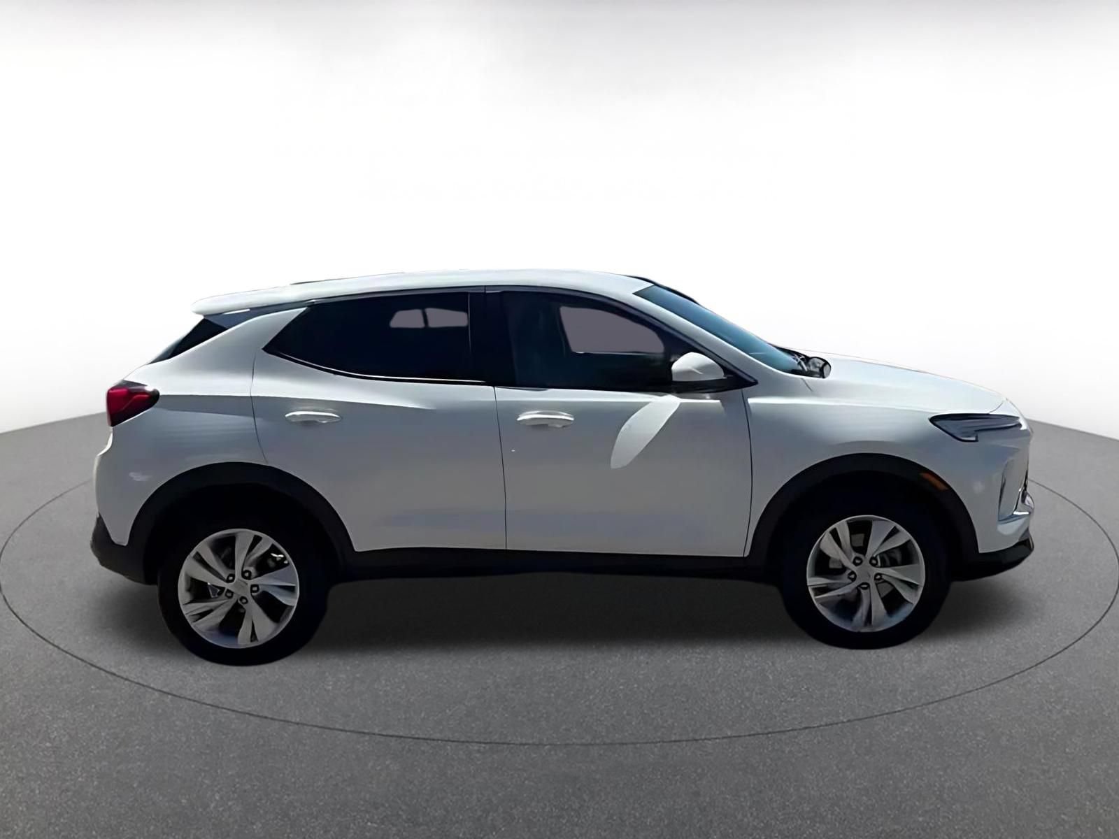 Thumbnail: 2025 Buick Encore GX - 15