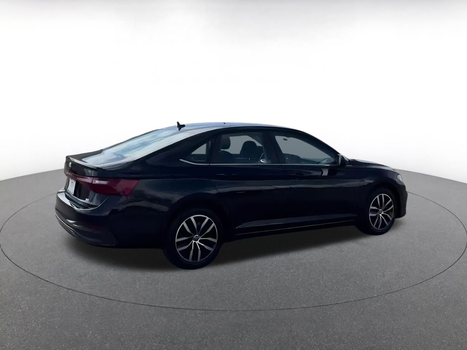 Thumbnail: 2025 Volkswagen Jetta - 11