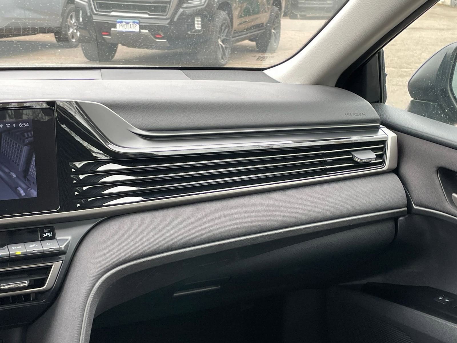 Thumbnail: 2025 Toyota Camry - 35