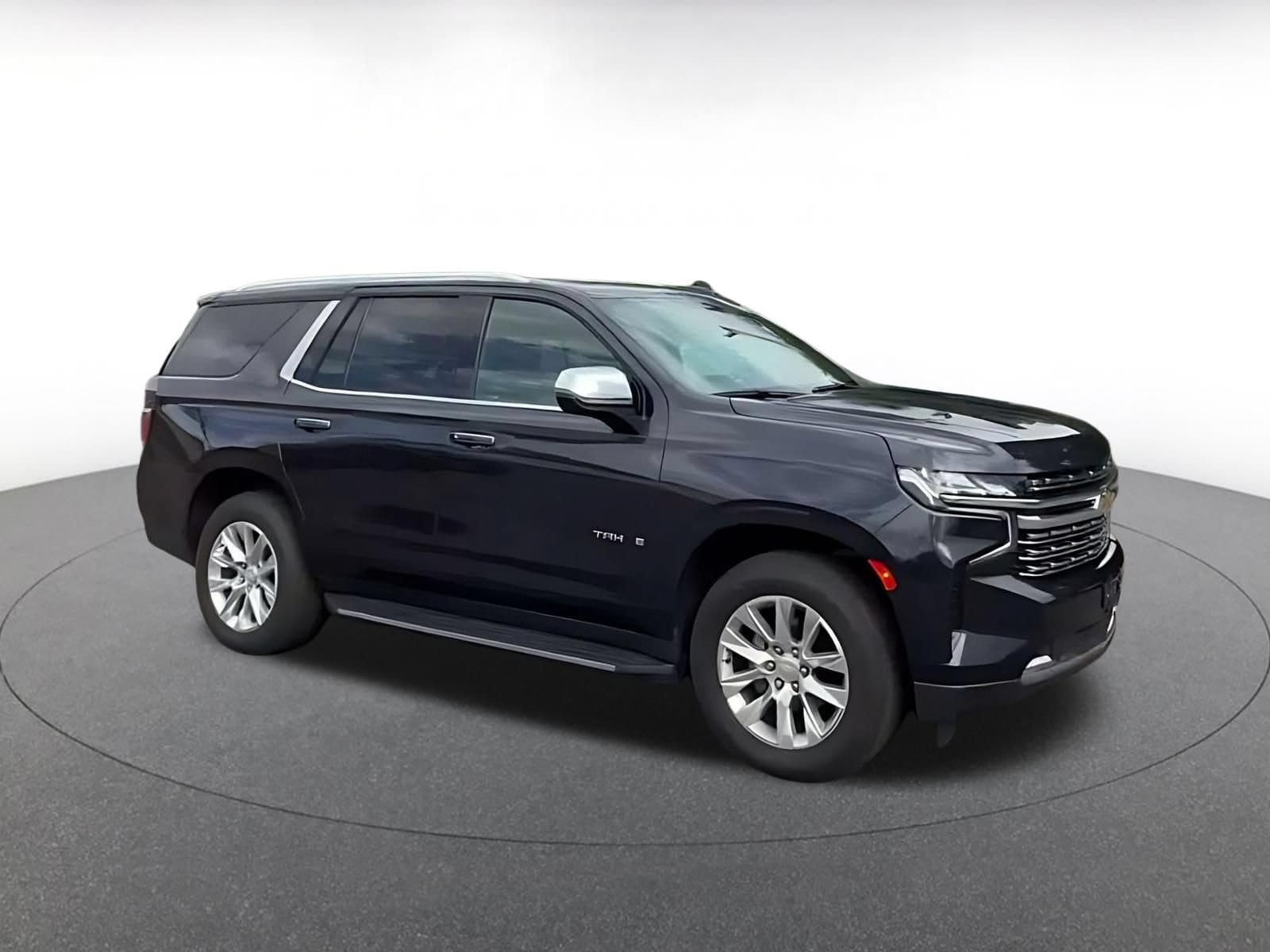 Thumbnail: 2023 Chevrolet Tahoe - 2