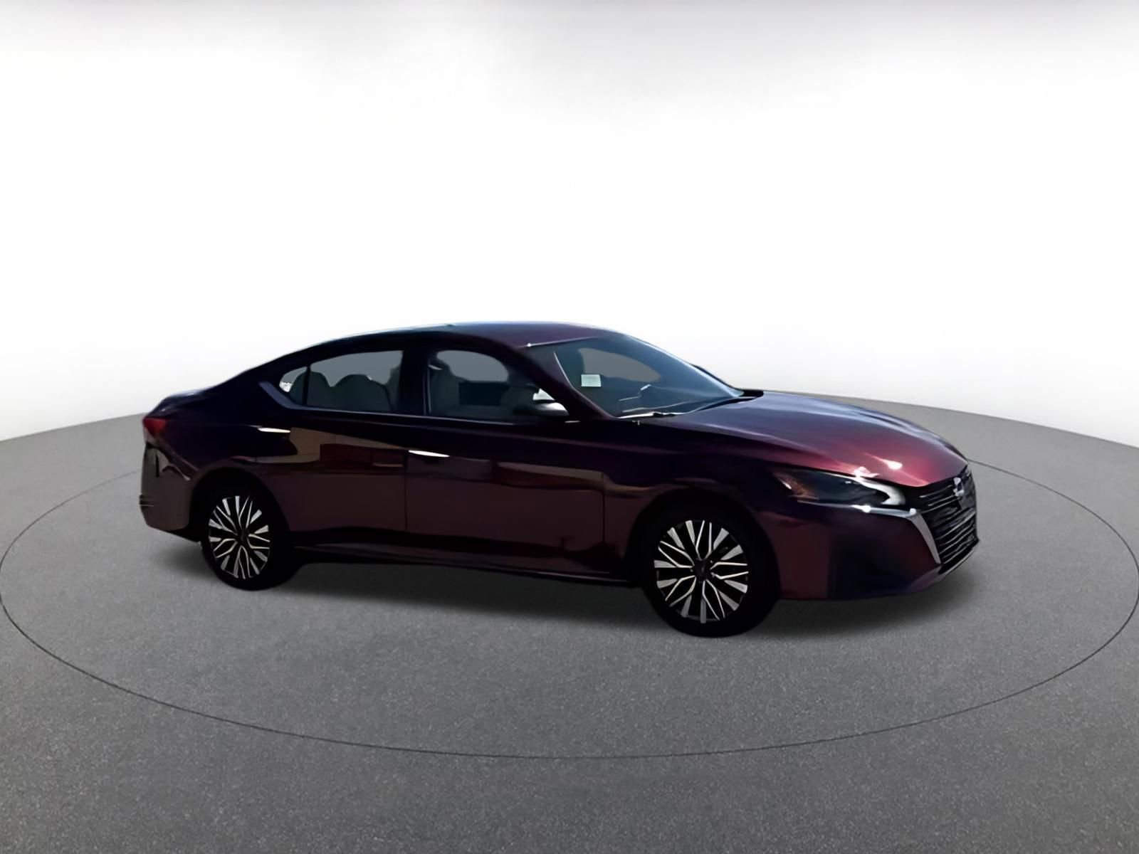 Thumbnail: 2025 Nissan Altima - 11