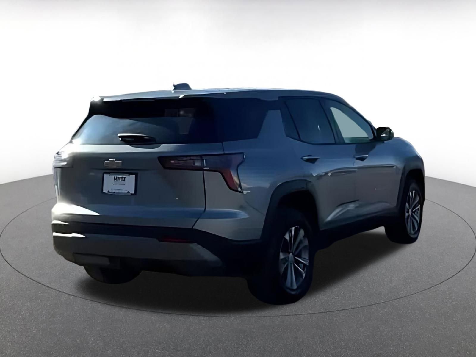 Thumbnail: 2025 Chevrolet Equinox - 11