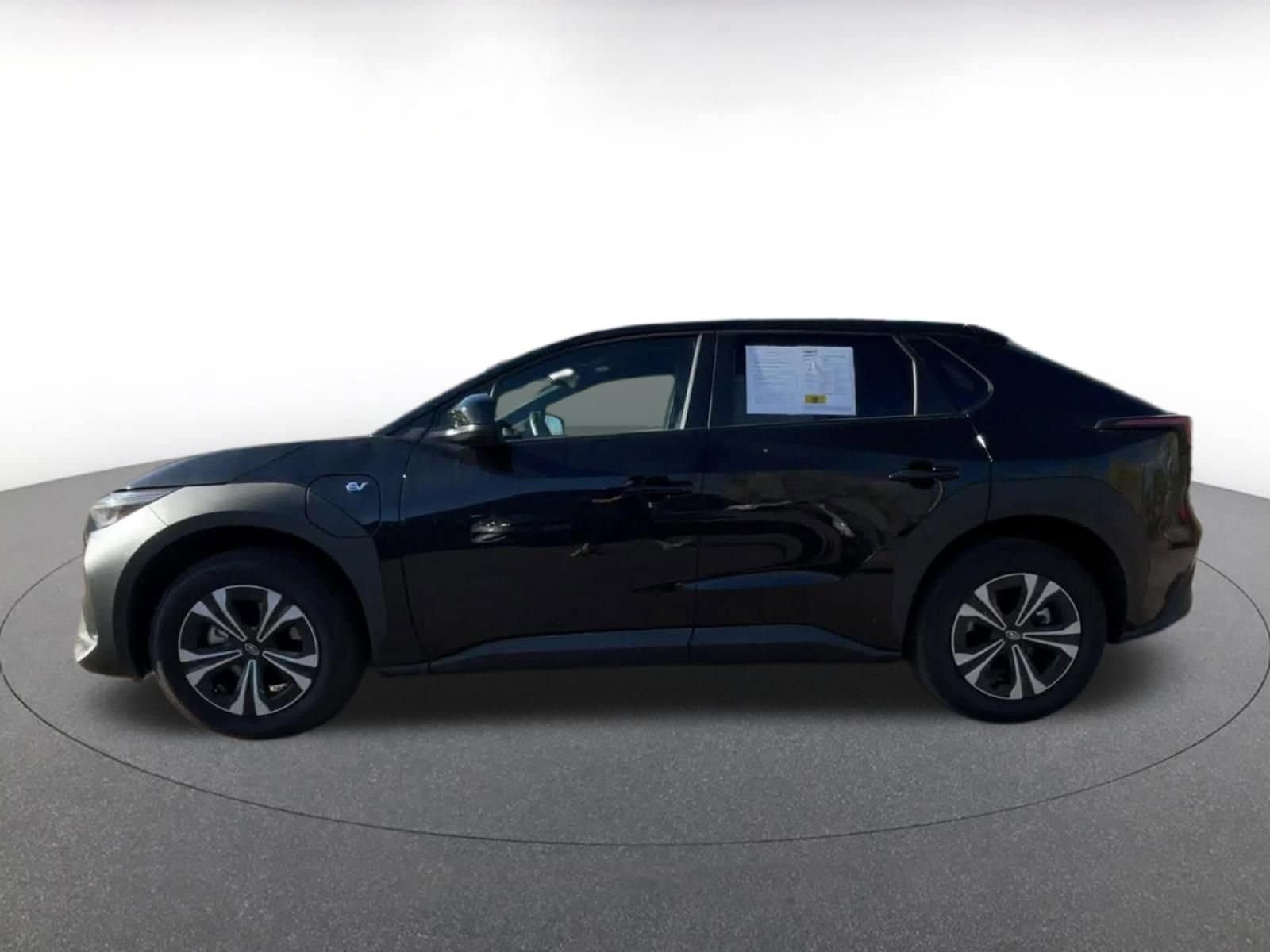 Thumbnail: 2023 Subaru Solterra - 8
