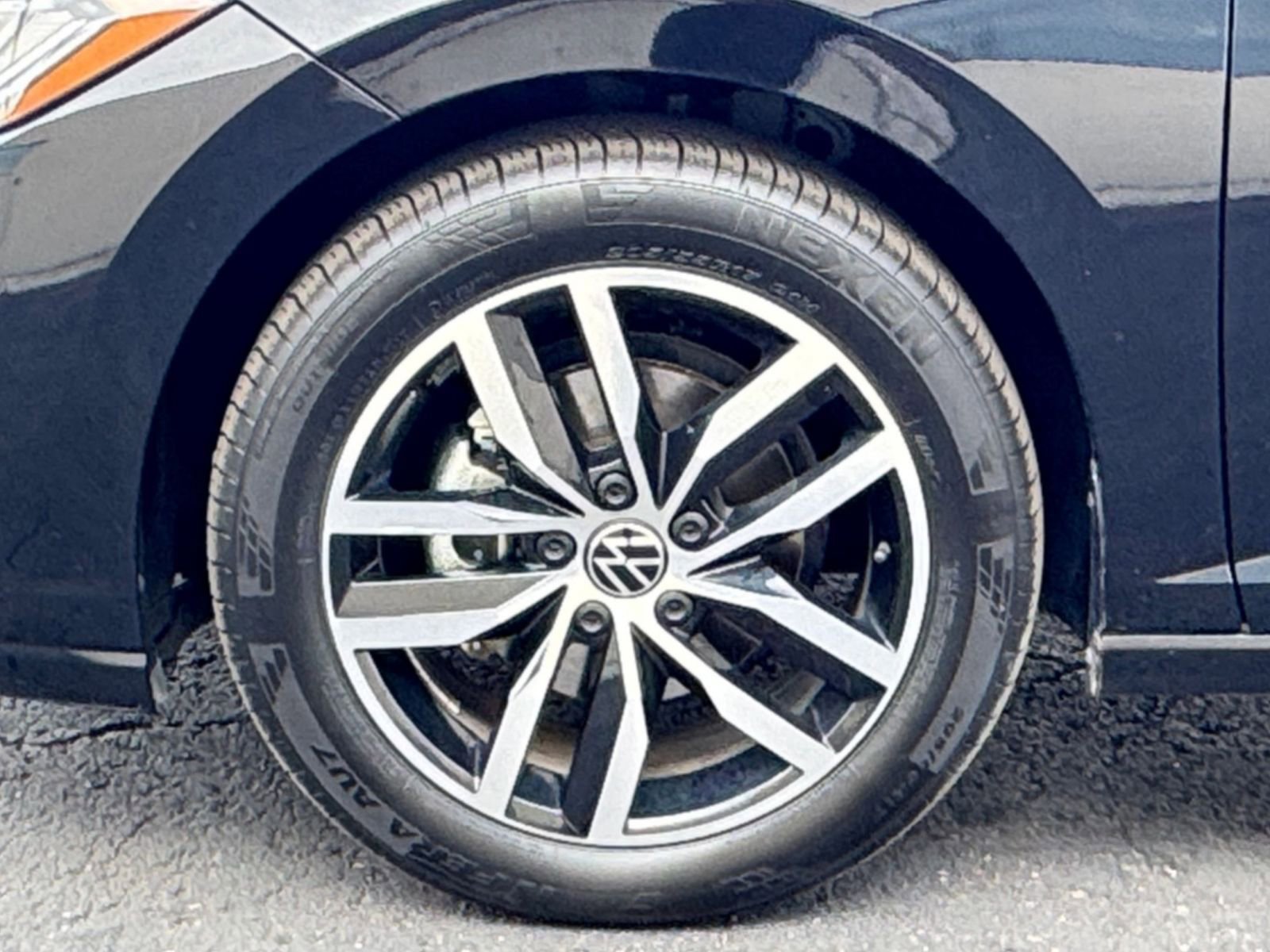 Thumbnail: 2025 Volkswagen Jetta - 29