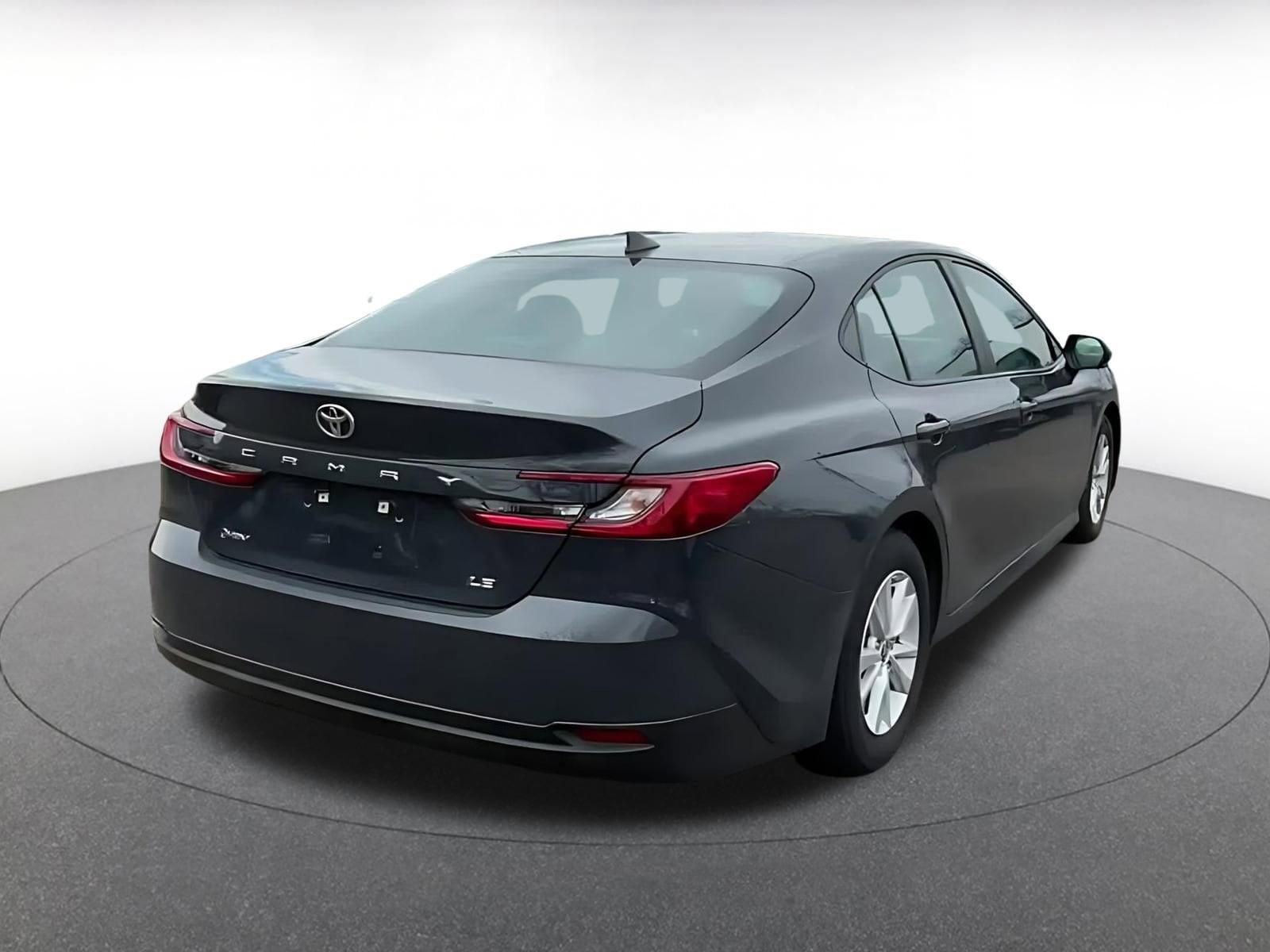 Thumbnail: 2025 Toyota Camry - 14