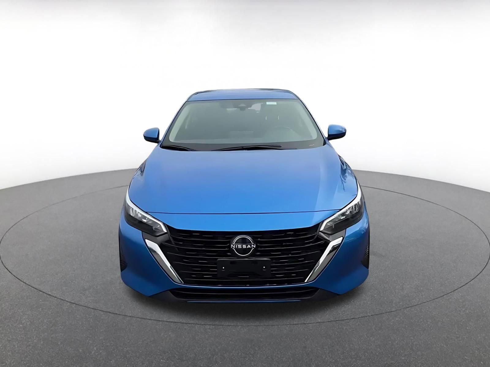 Thumbnail: 2025 Nissan Sentra - 8