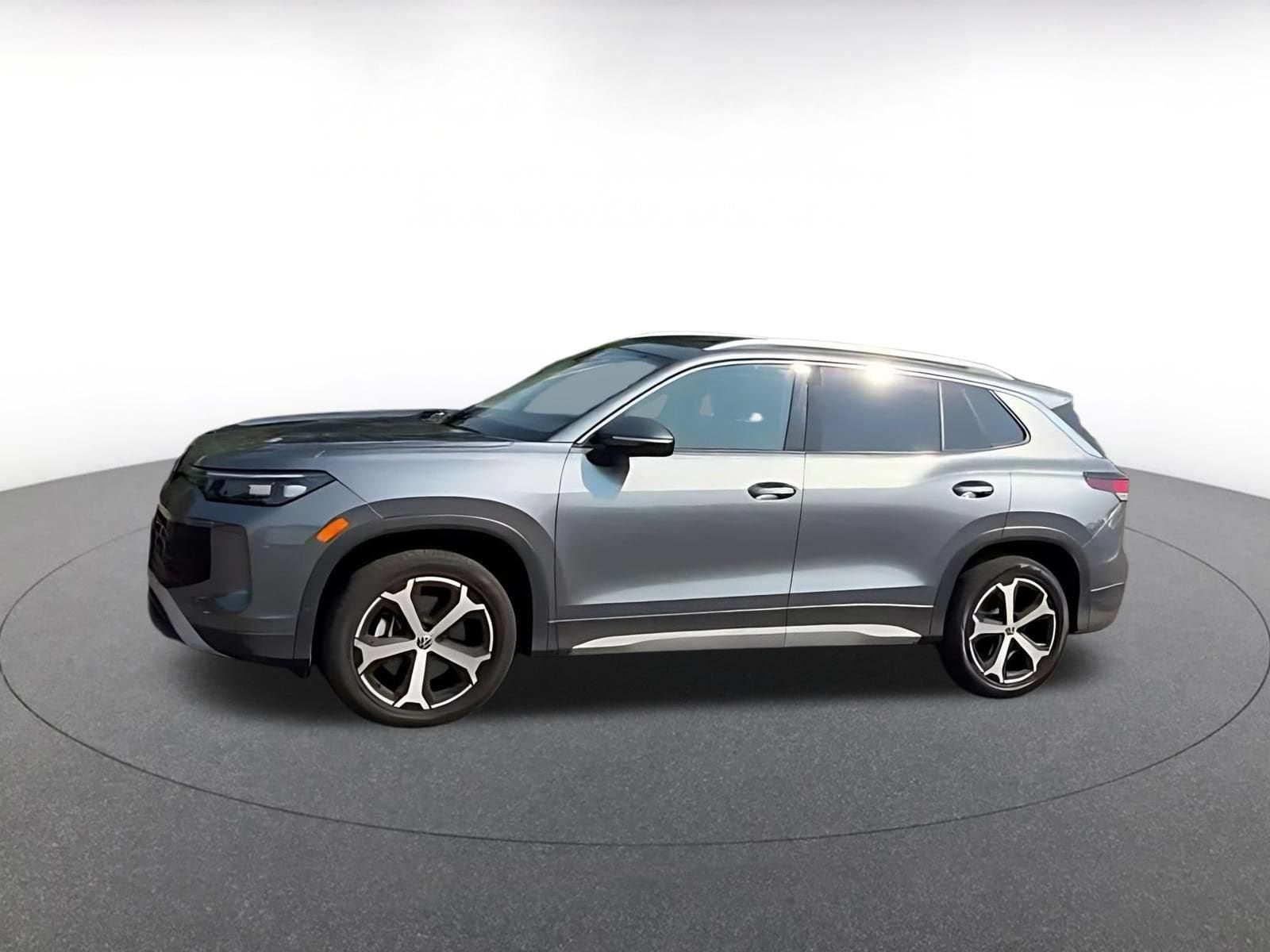 Thumbnail: 2026 Volkswagen Tiguan - 7