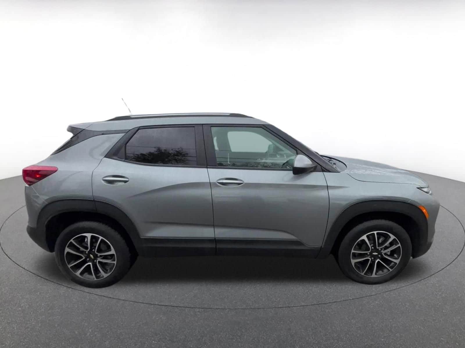 Thumbnail: 2025 Chevrolet TrailBlazer - 16