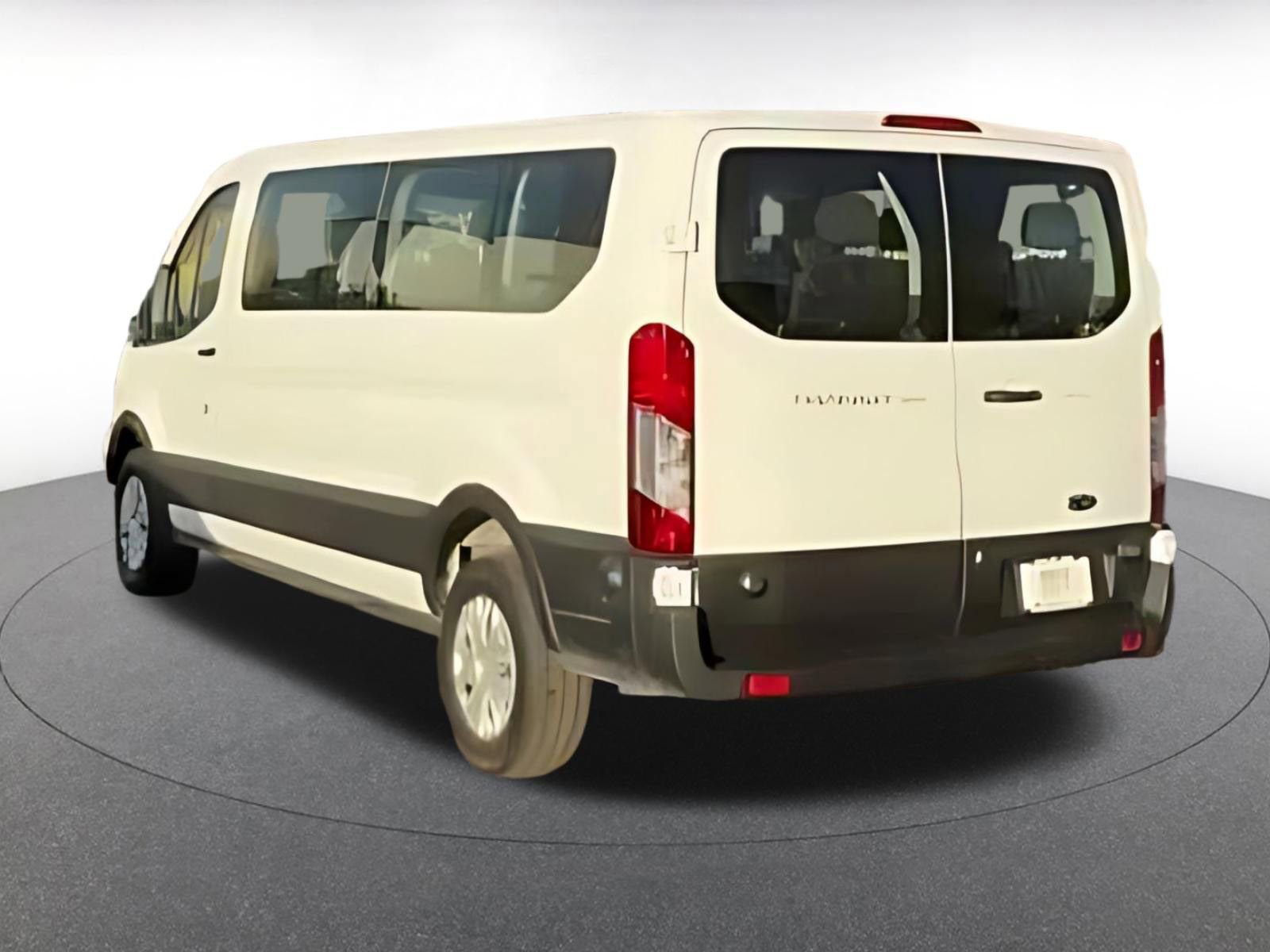 Thumbnail: 2024 Ford Econoline - 15