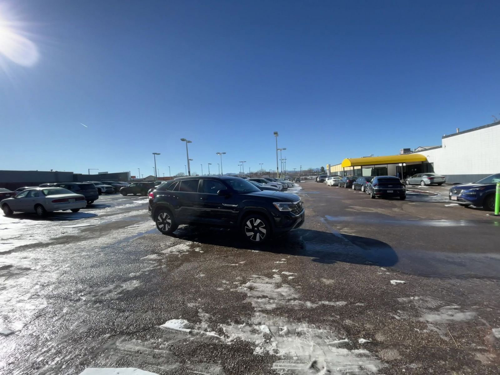 Thumbnail: 2025 Volkswagen Atlas - 14