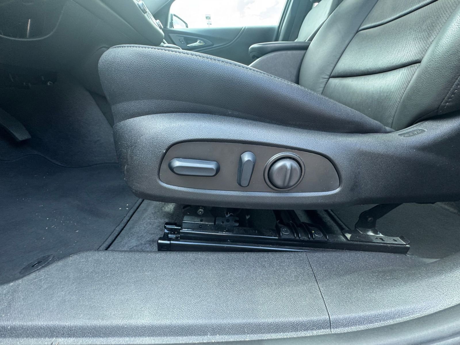 Thumbnail: 2024 Chevrolet Malibu - 23