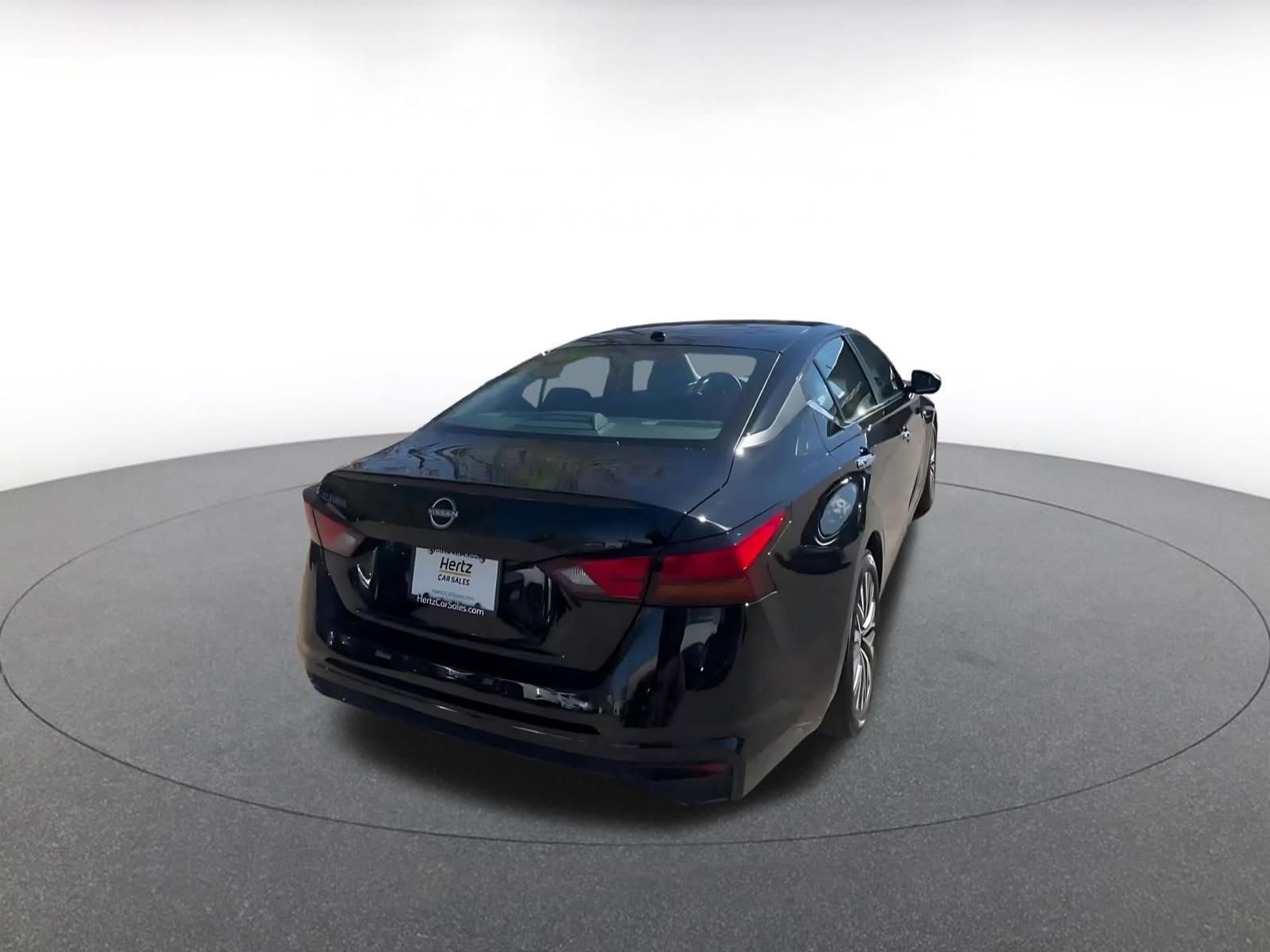 Thumbnail: 2025 Nissan Altima - 14