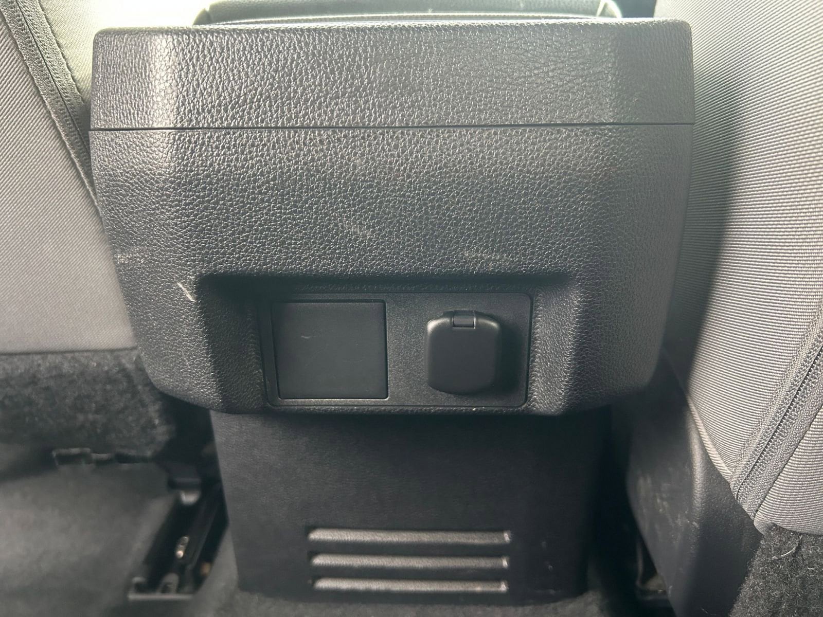 Thumbnail: 2025 Toyota Tacoma - 24