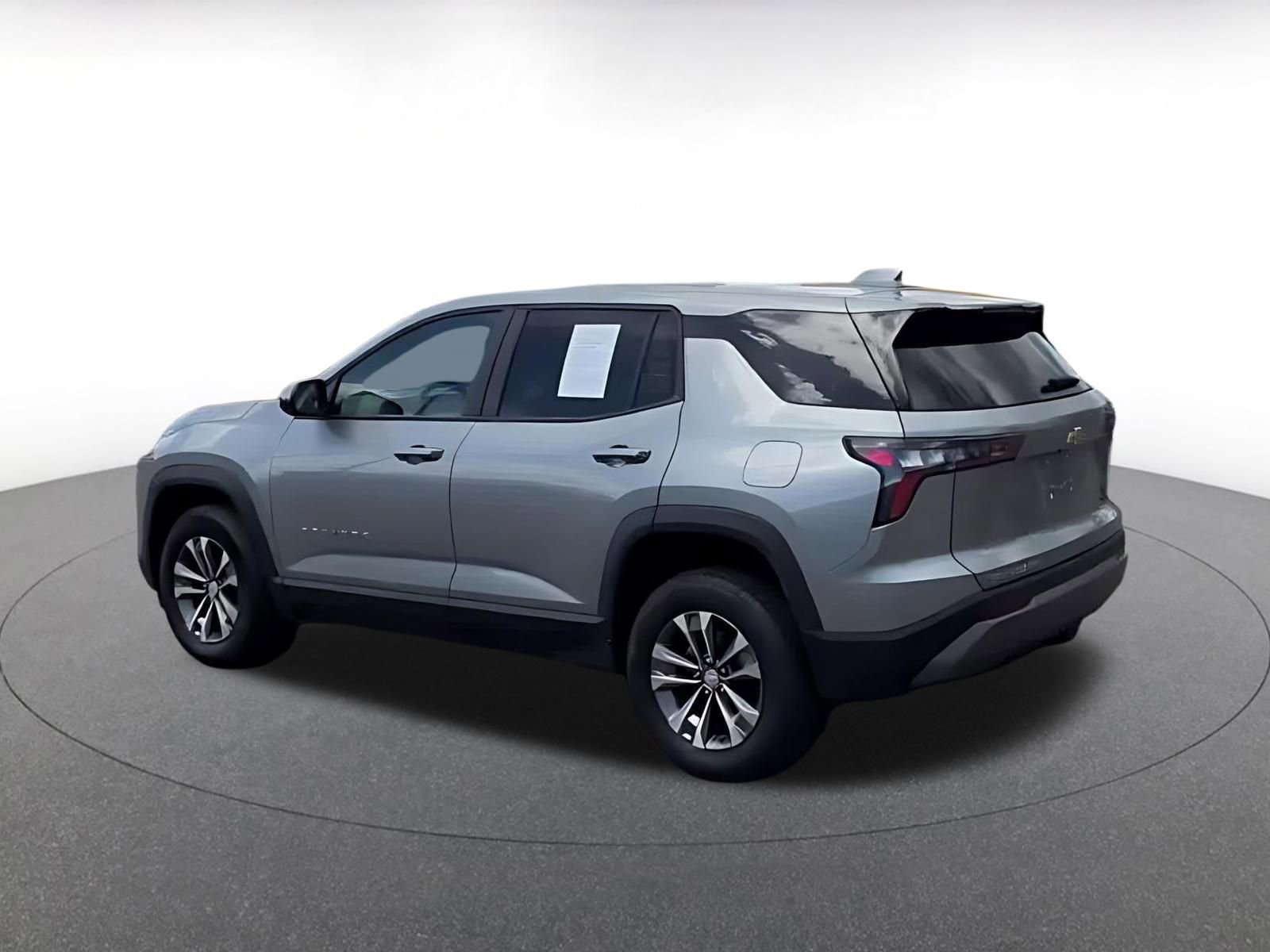 Thumbnail: 2025 Chevrolet Equinox - 10