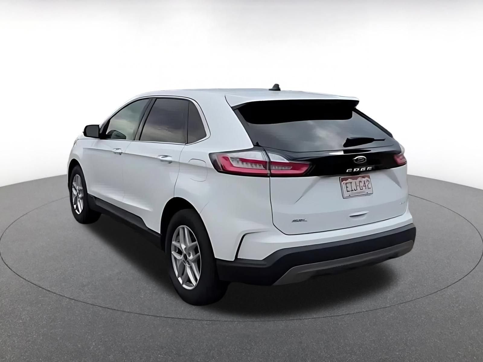 Thumbnail: 2024 Ford Edge - 10