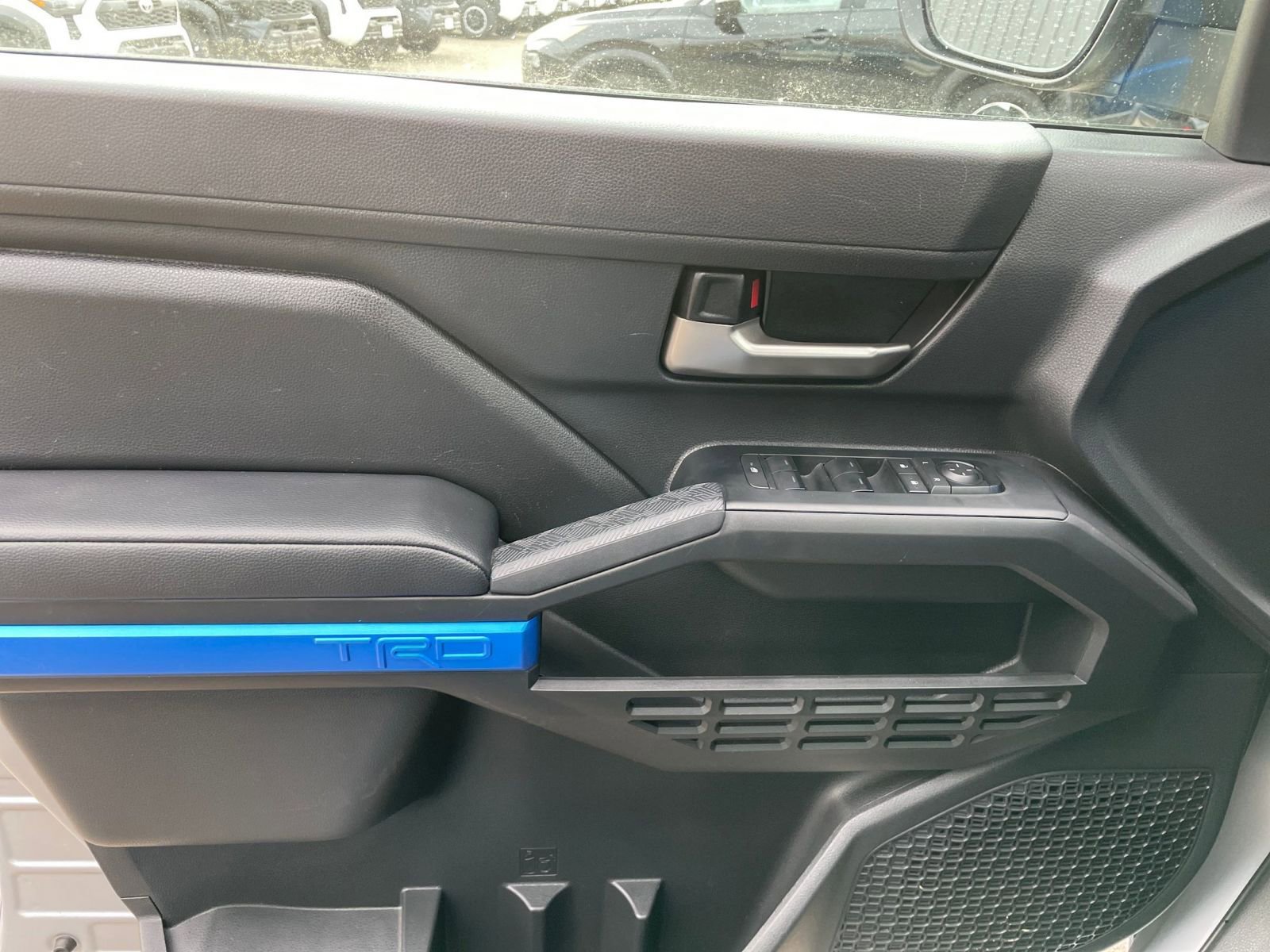 Thumbnail: 2025 Toyota Tacoma - 18