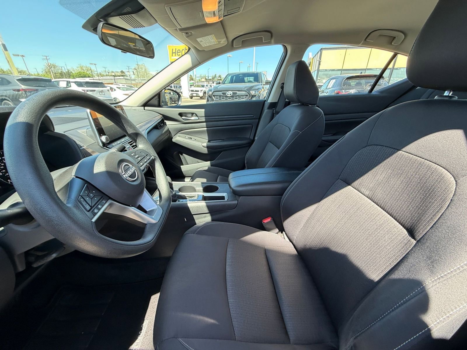 Thumbnail: 2025 Nissan Altima - 24