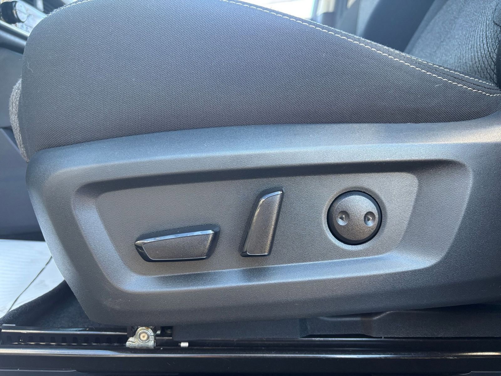 Thumbnail: 2025 Nissan Rogue - 21