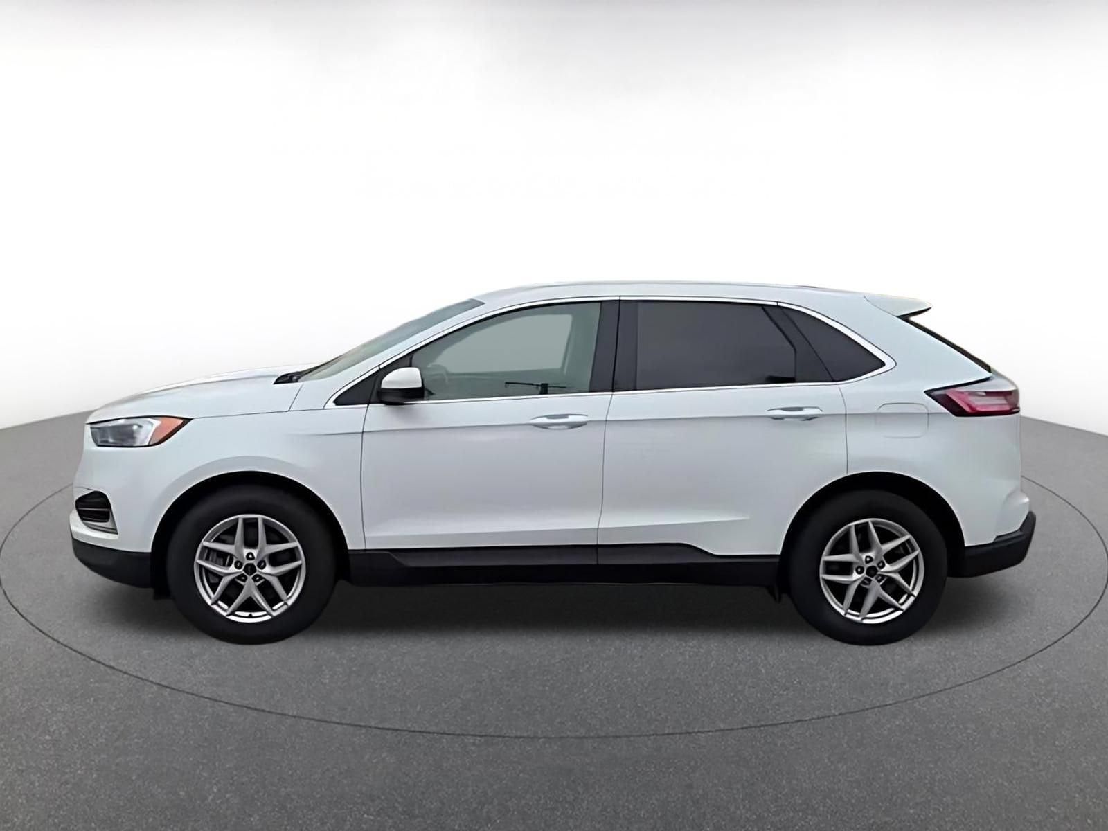 Thumbnail: 2024 Ford Edge - 8