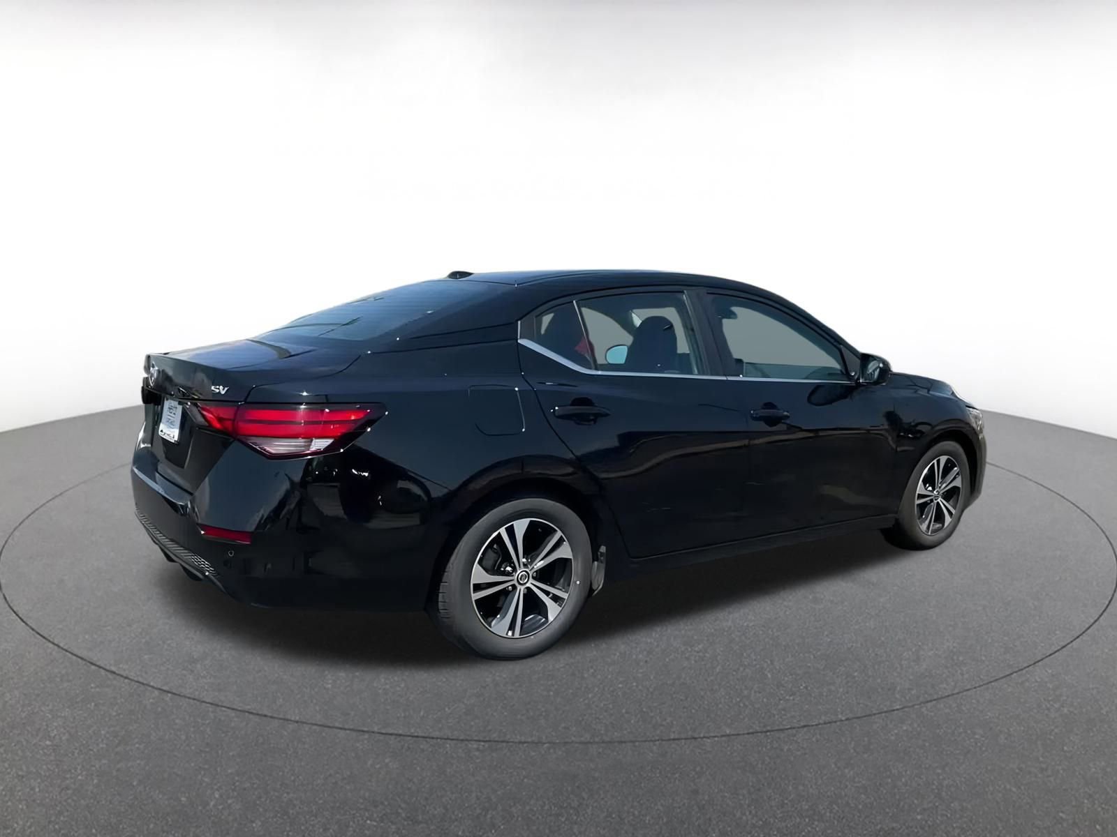 Thumbnail: 2023 Nissan Sentra - 15