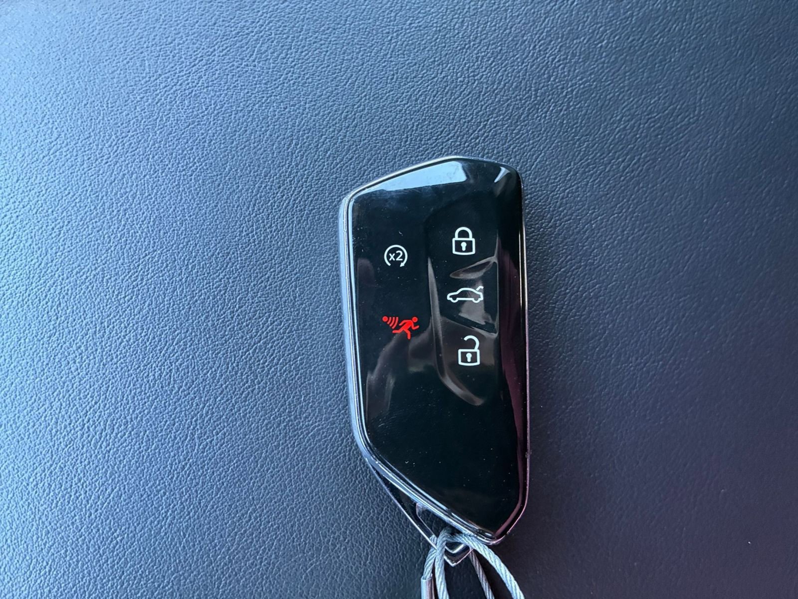 Thumbnail: 2025 Volkswagen Atlas - 18