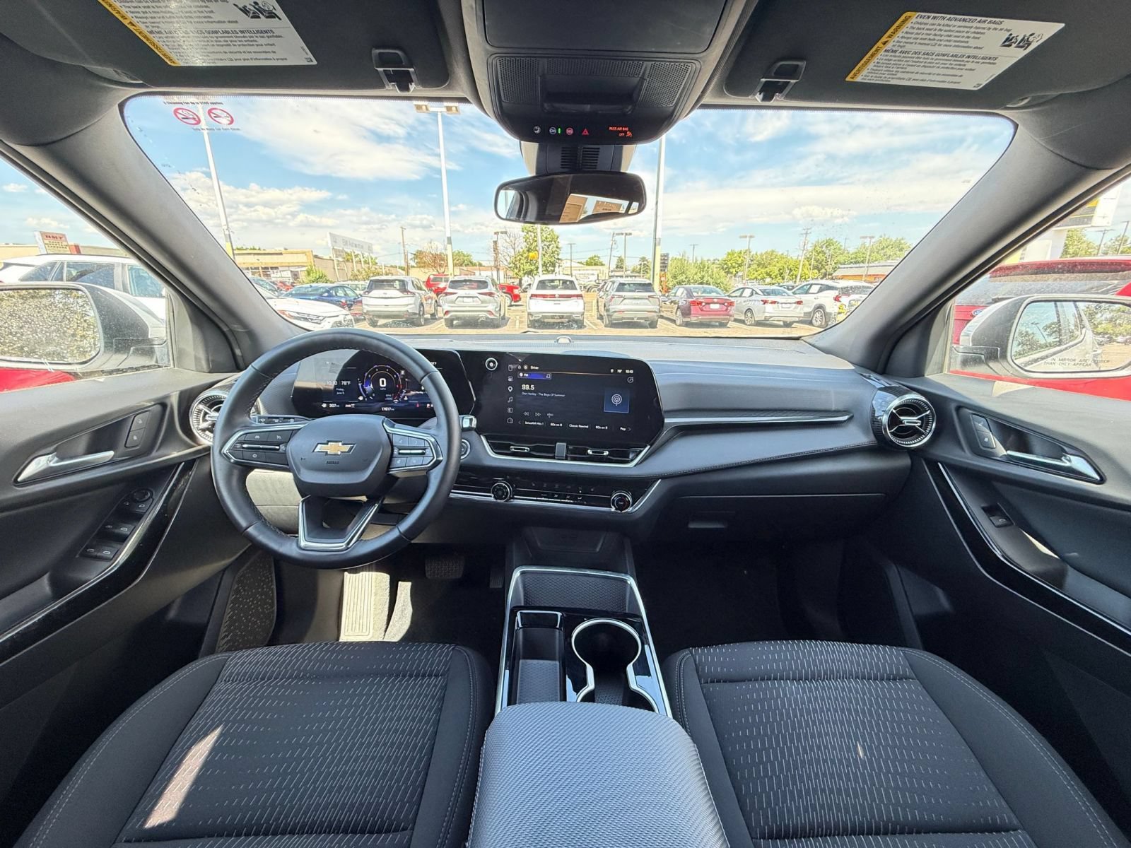 Thumbnail: 2025 Chevrolet Equinox - 31