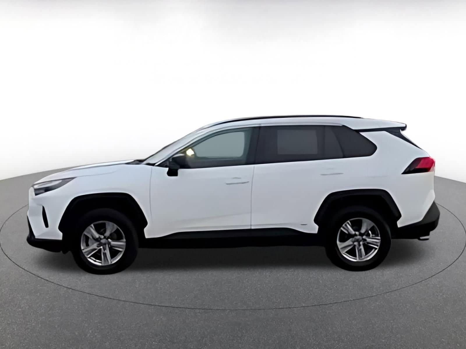 Thumbnail: 2025 Toyota RAV4 - 12