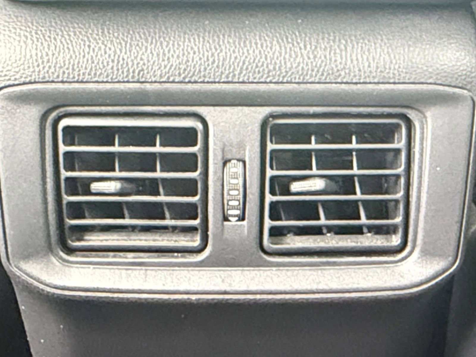 Thumbnail: 2025 Toyota RAV4 - 22