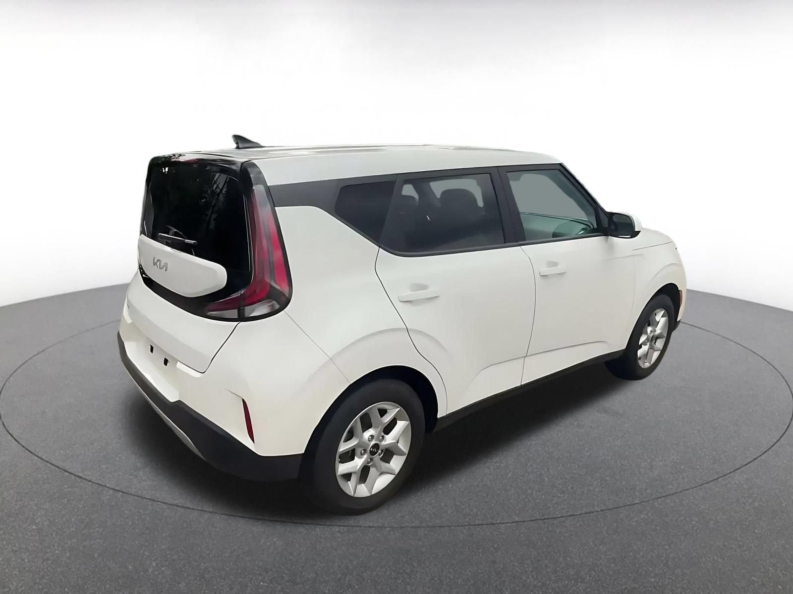 Thumbnail: 2025 Kia Soul - 14