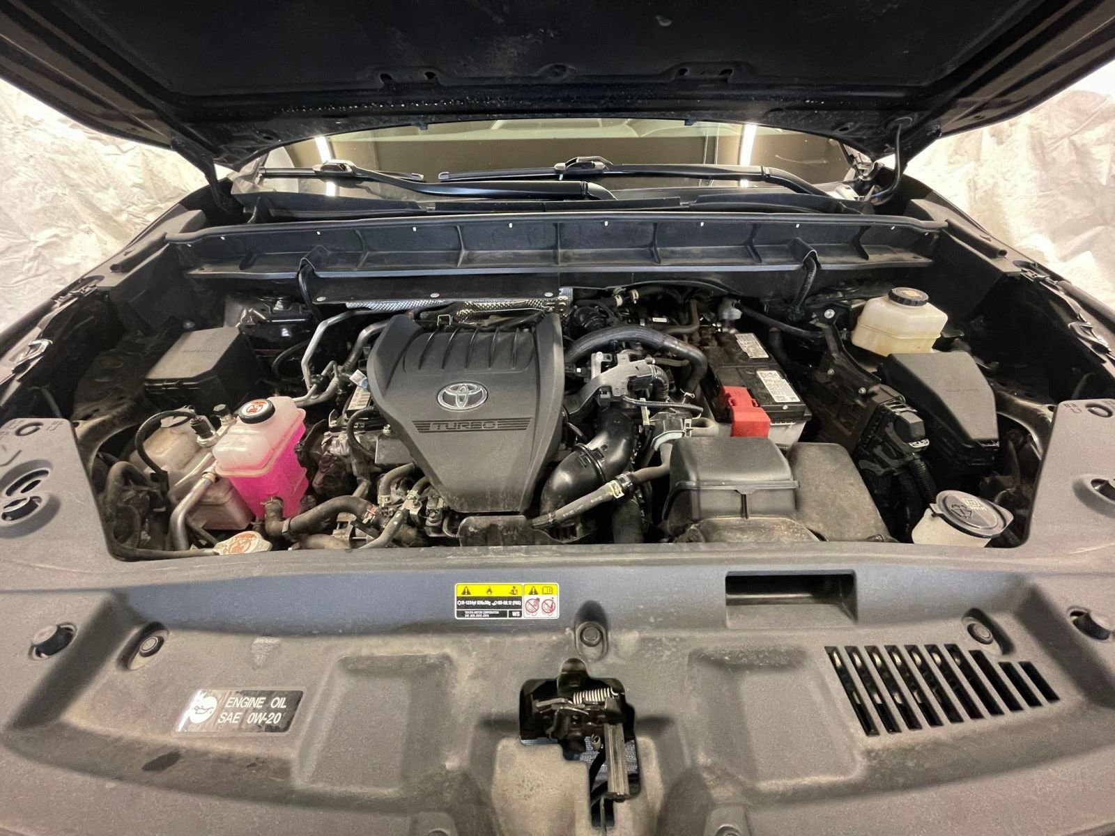 2024 Toyota Highlander XSE 31