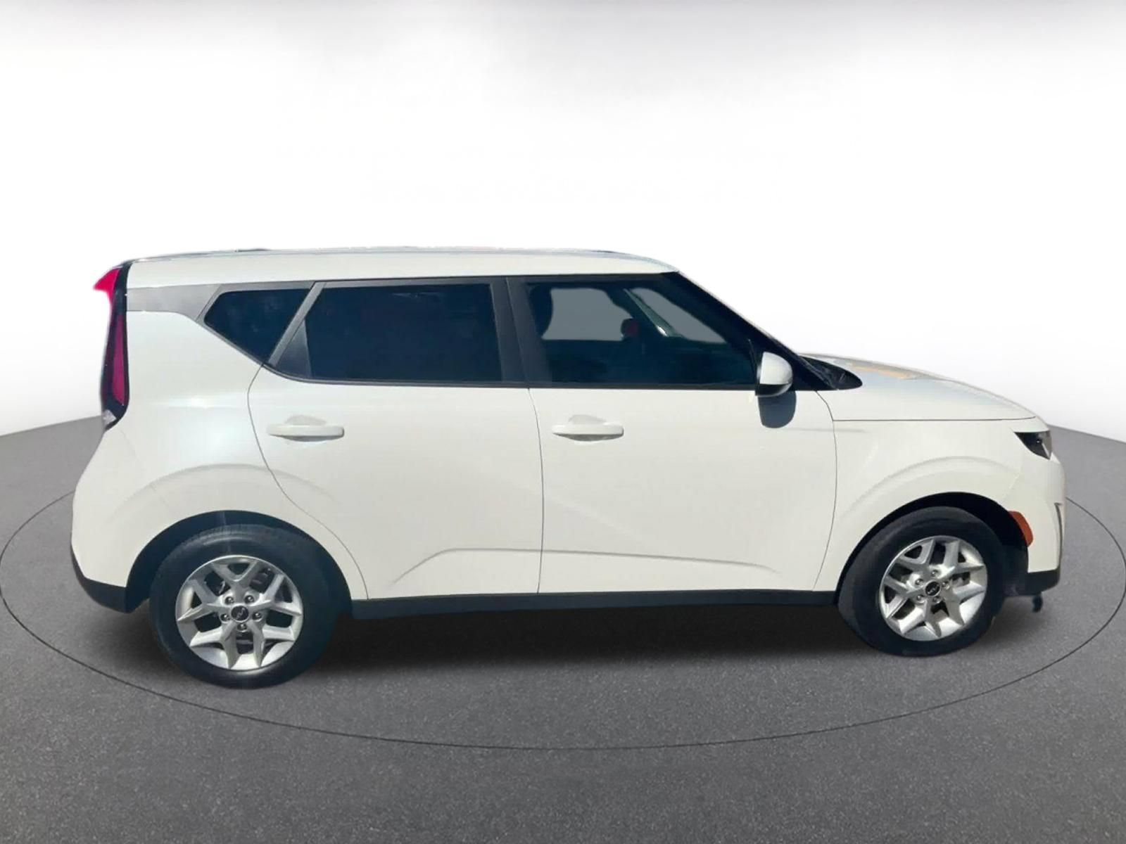 Thumbnail: 2025 Kia Soul - 15
