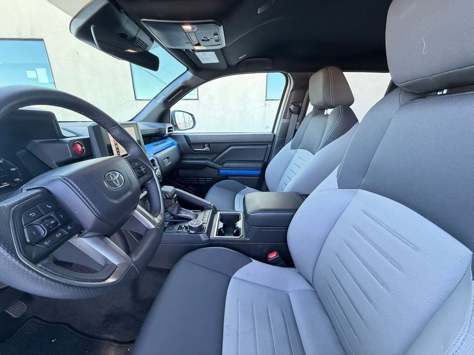 Thumbnail: 2025 Toyota Tacoma - 25