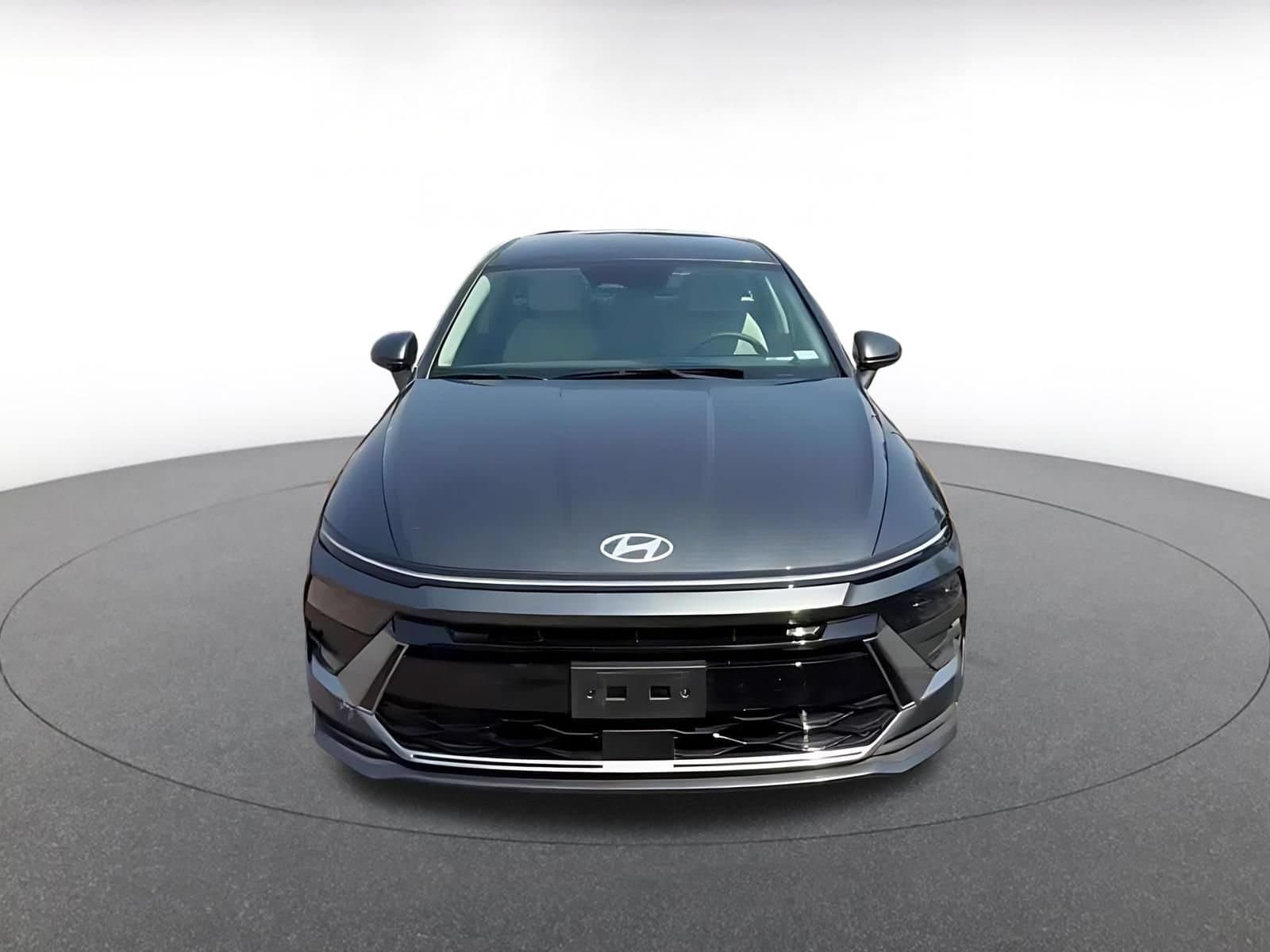 Thumbnail: 2026 Hyundai Sonata - 4