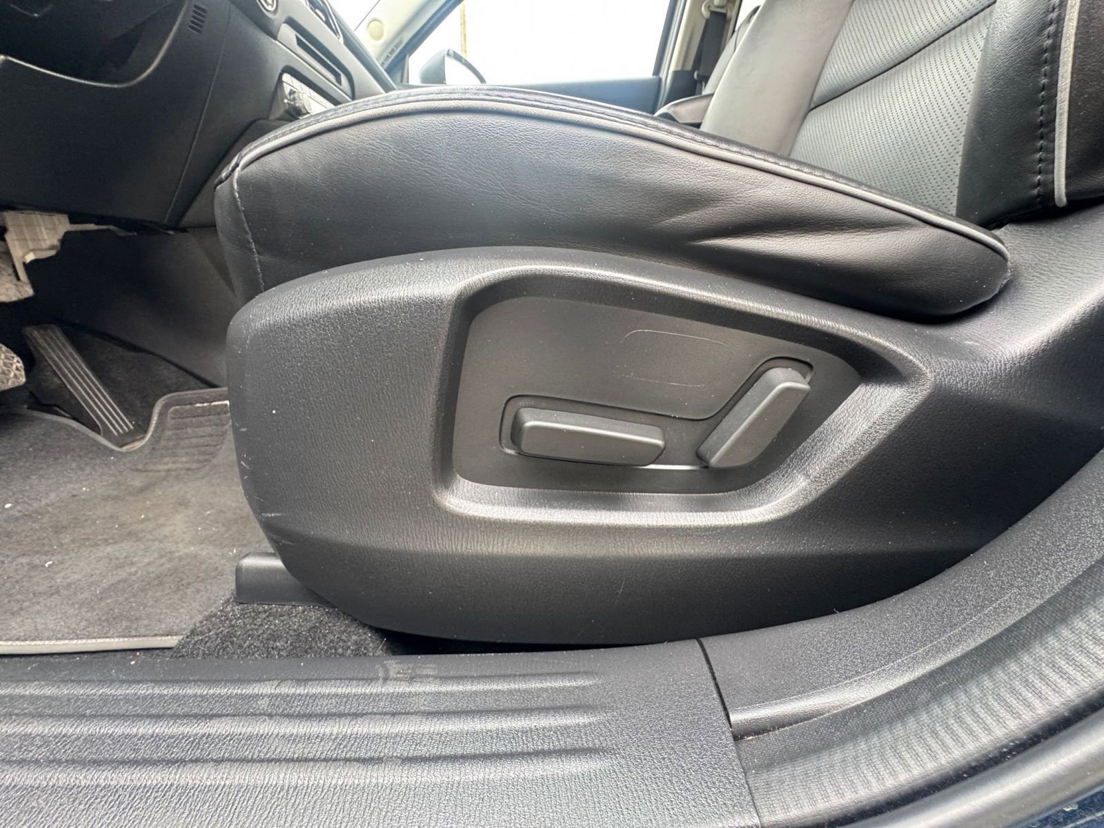 Thumbnail: 2025 Mazda CX-5 - 23