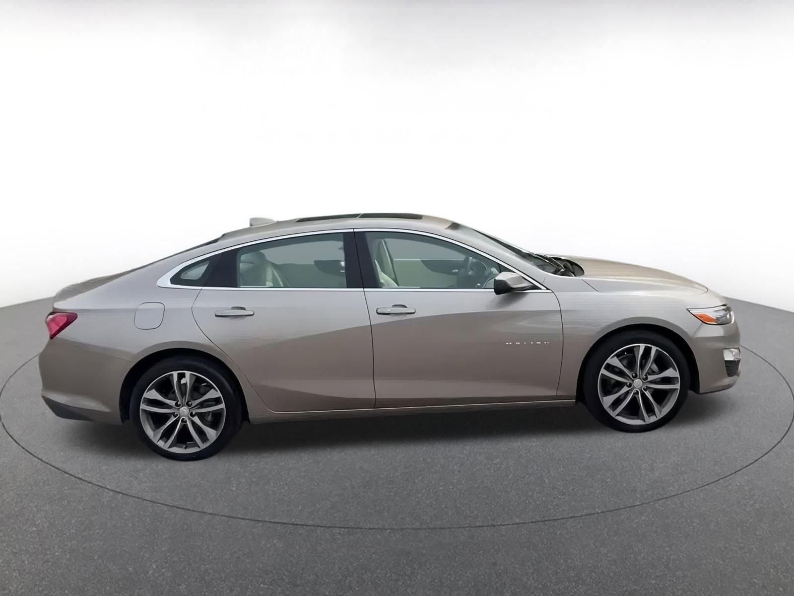 Thumbnail: 2024 Chevrolet Malibu - 16