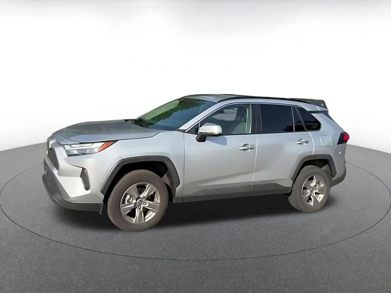 Thumbnail: 2024 Toyota RAV4 - 10
