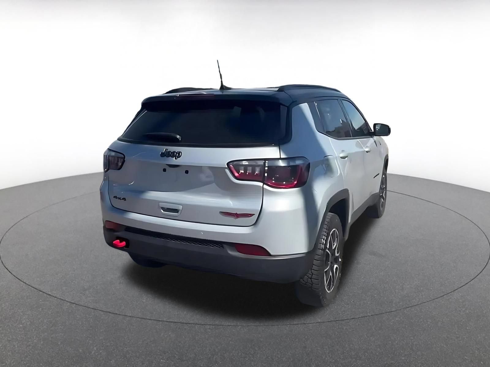Thumbnail: 2025 Jeep Compass - 15