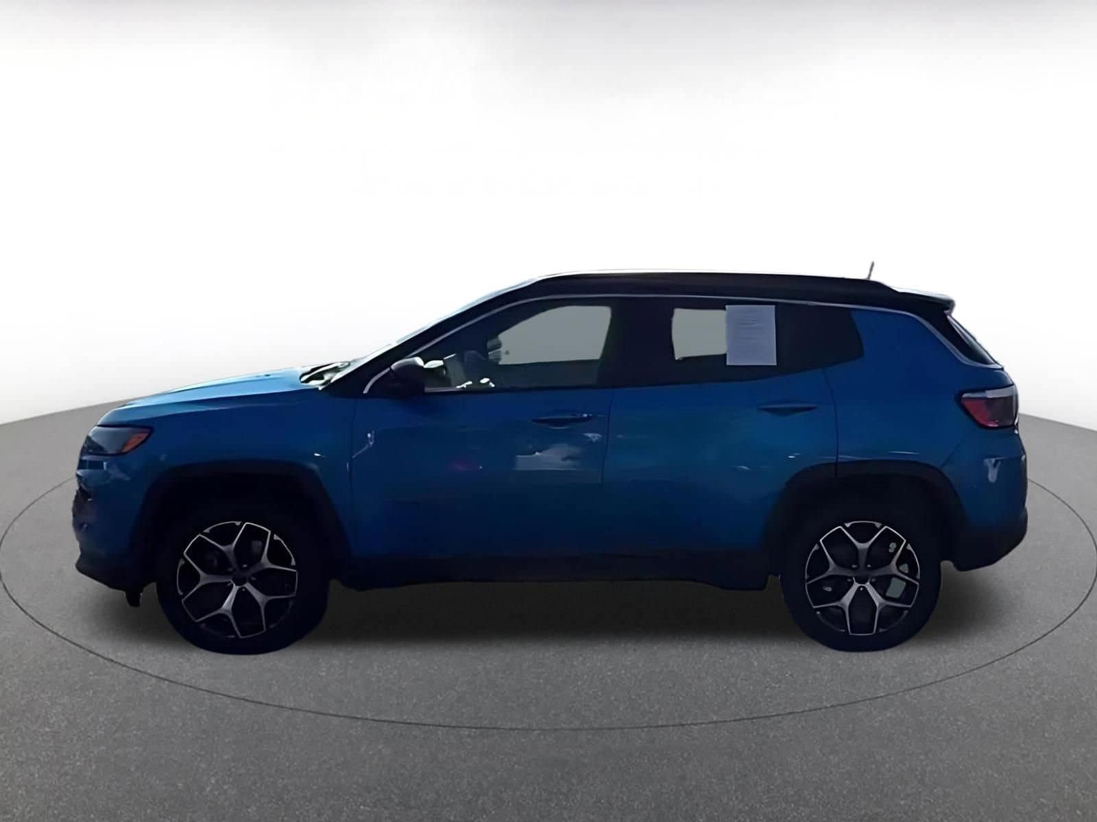 Thumbnail: 2025 Jeep Compass - 12