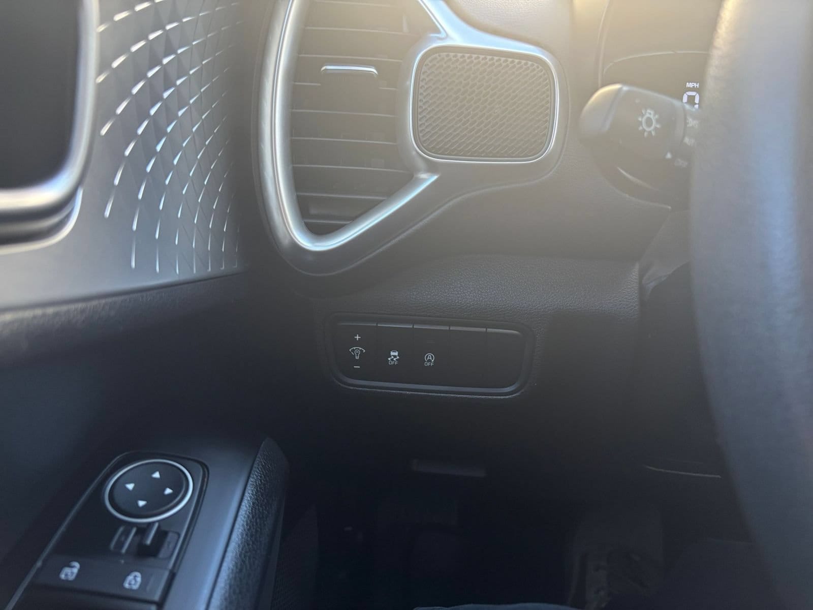 Thumbnail: 2025 Kia Soul - 30