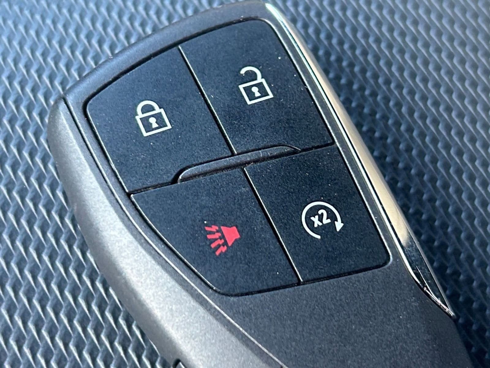 Thumbnail: 2025 Chevrolet Equinox - 25